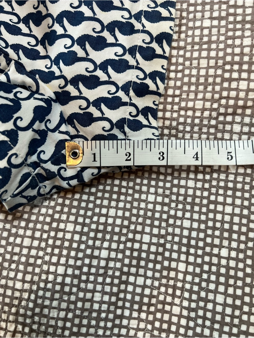 JCrew Chino shorts, Navy and White Seahorses 🐟, 3-inch inseam, Size 10 - Picture 4 of 7
